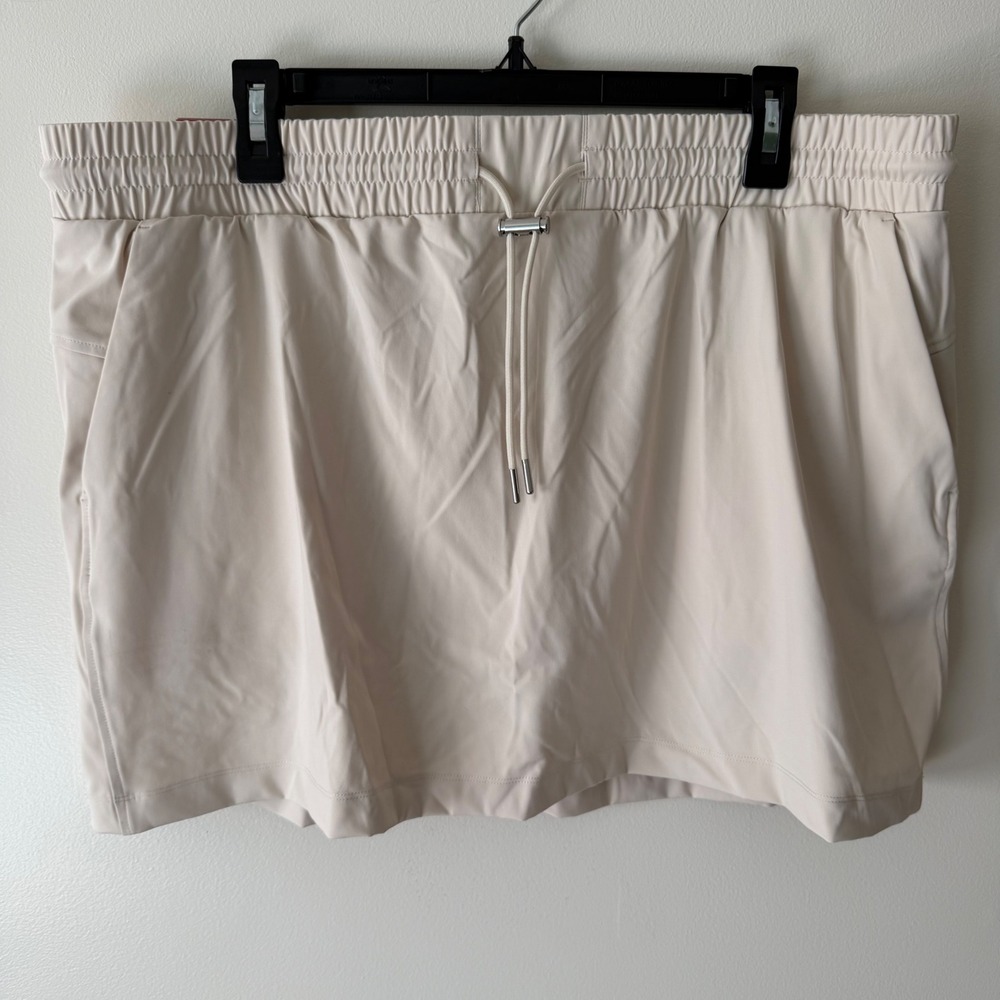 Member's Mark Womens Travel Skort XL Taupe Beige Active Skirt with Liner Pockets